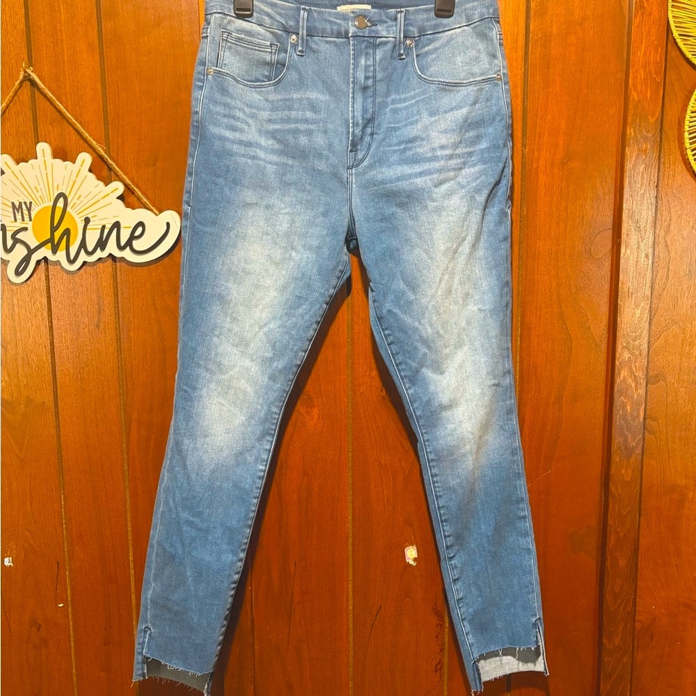 Good American Light Blue Denim Jeans